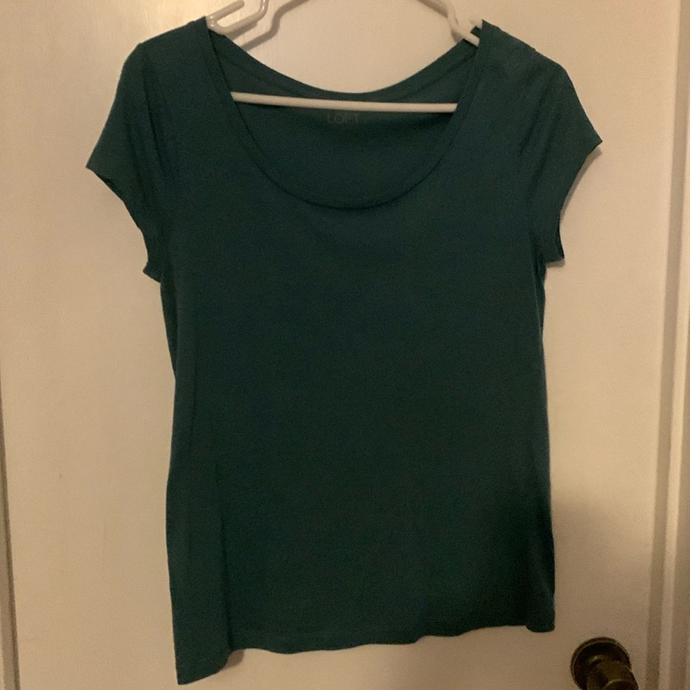 2 bundle Ann Taylor Loft short-sleeve shirts. Medium M